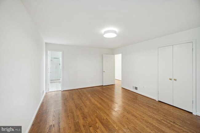 Building Photo - 6313 Stoneham Ln