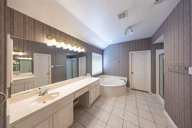 Building Photo - 4029 Greenfield Dr