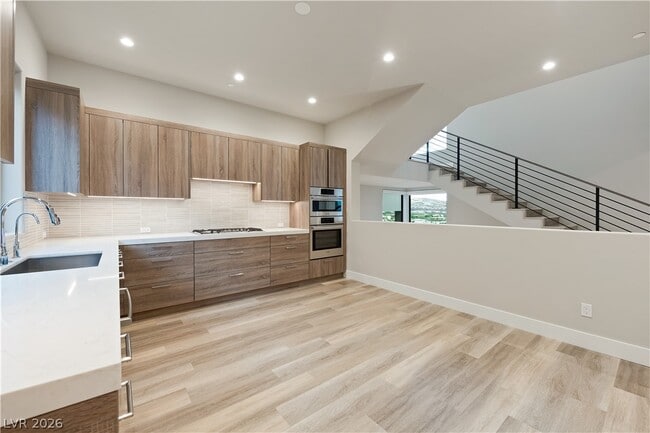 Building Photo - 446 Tranquil Peak Ct