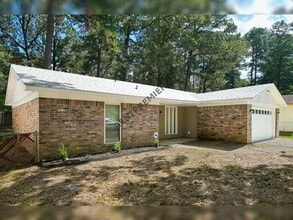 Building Photo - 10001 Forester Cove