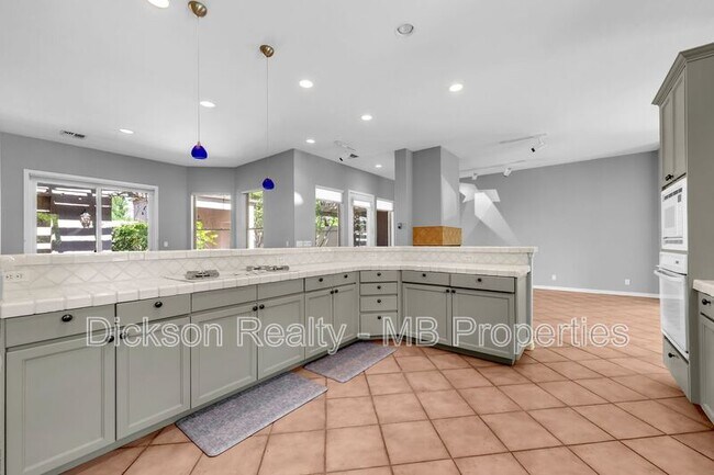 Building Photo - 4440 Juniper Trail