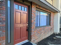 Building Photo - UPDATED 3BR/1.5BA CONDO in ALPINE availabl...