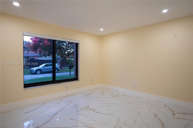 Building Photo - 13565 SW 116th Terrace