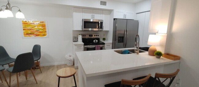Building Photo - 12540 Equestrian Cir