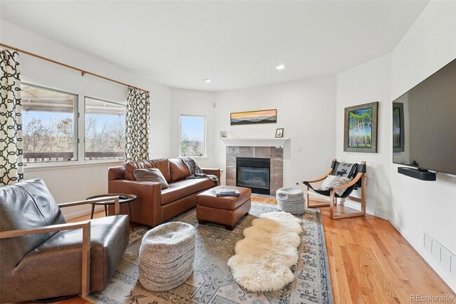 Building Photo - 4212 E Orchard Pl