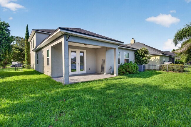 Building Photo - 13685 Goodson Pl
