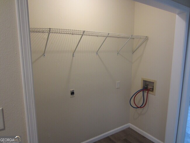 Building Photo - 4036 Oak Glenn Dr