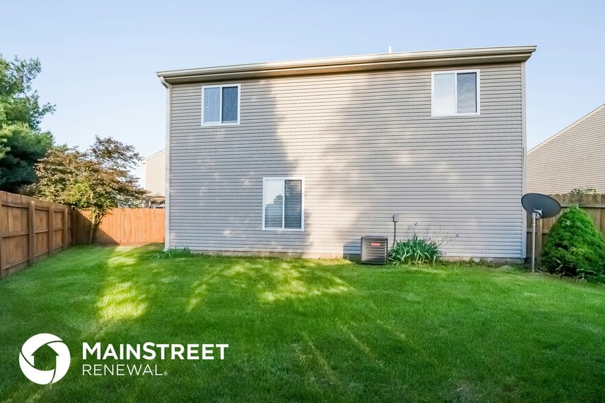 Building Photo - 6574 Largo Ln