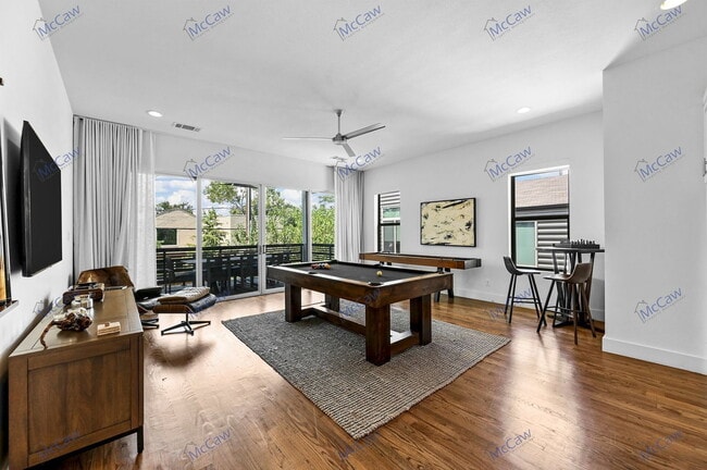 Building Photo - 1831 Euclid Ave