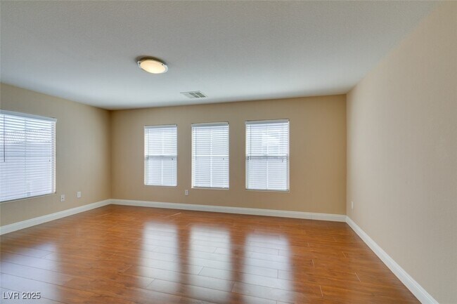 Building Photo - 11110 Fort Bowie St