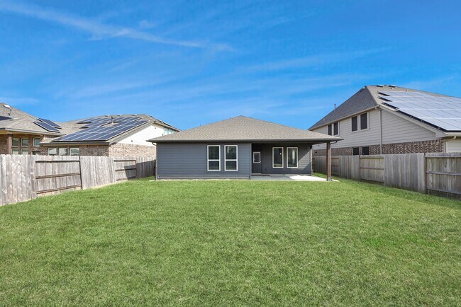 Building Photo - 15307 Davan Springs Dr