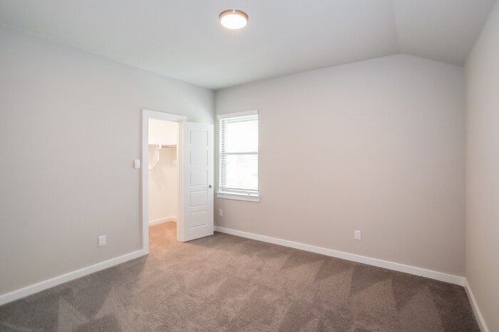 Building Photo - 10624 Tonkala Dr