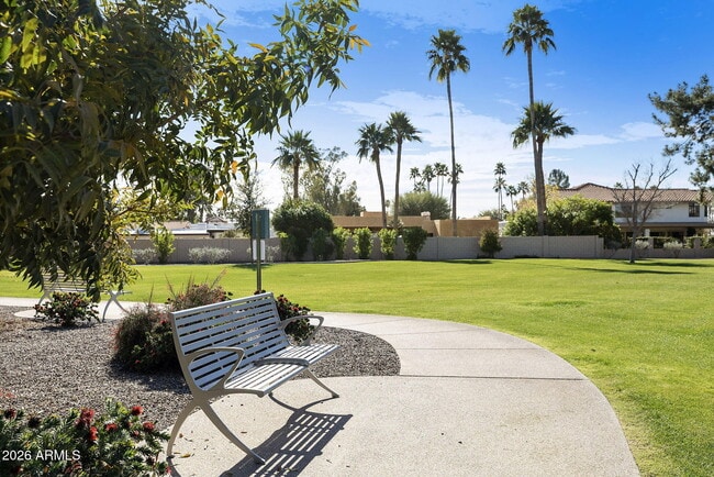 Building Photo - 8782 E Mustang Trail