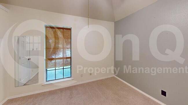 Building Photo - 4211 Spurwood Dr