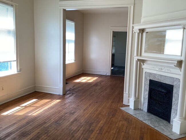 Building Photo - 2477 N Richards St