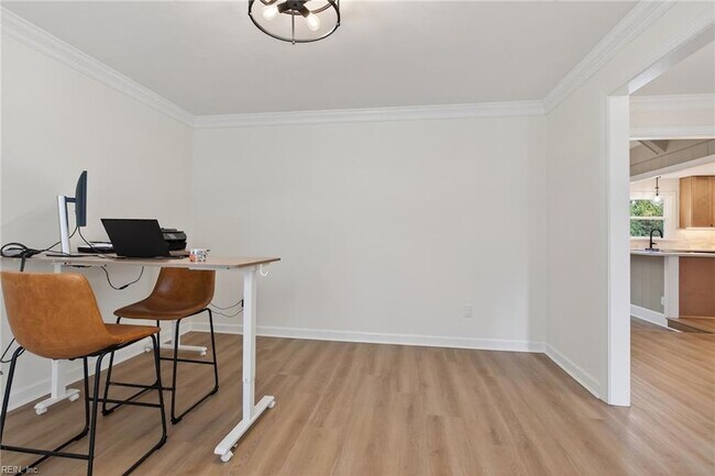 Building Photo - 7125 Grayfalcon Dr