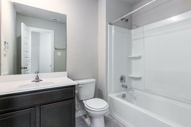 Building Photo - WESTPOINTE AT FRONTERRA