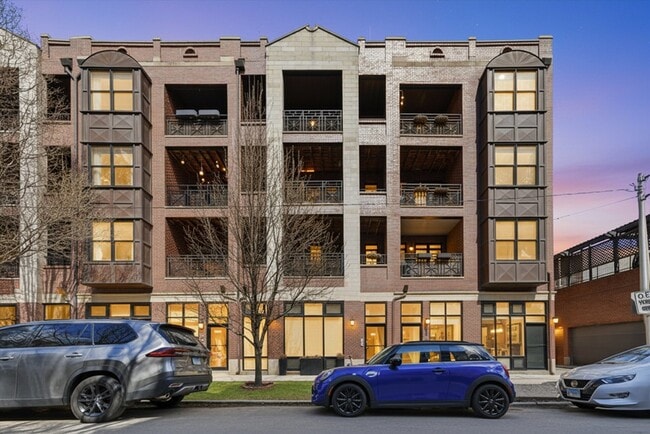 Building Photo - 2114 W Rice St