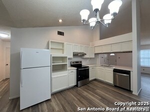 Building Photo - 10207 Raven Field Dr