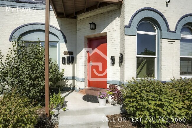 Building Photo - 2359 Lafayette St