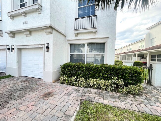 Building Photo - 7051 Ambrosia Ln