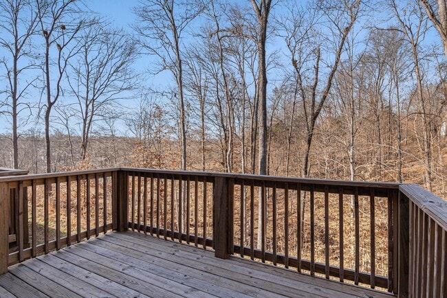 Building Photo - 550 Peachers Mill Rd