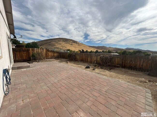 Building Photo - 2841 Granville Dr