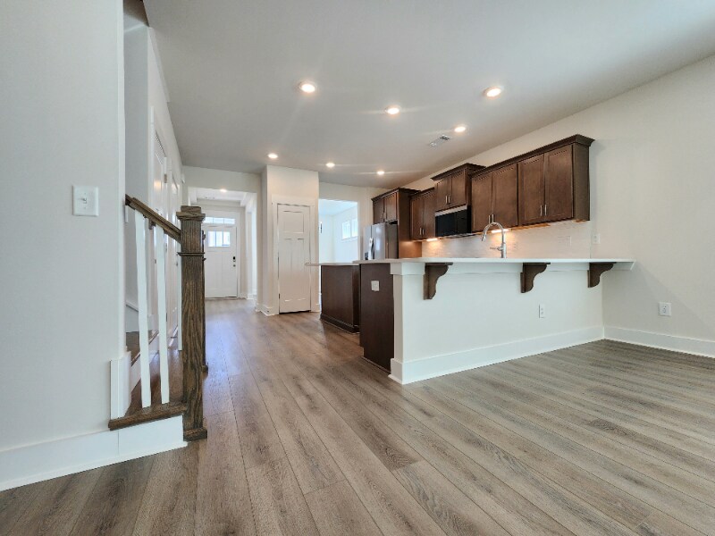 Building Photo - 499 Ml Pk Wy