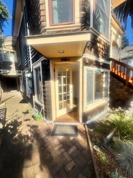 Building Photo - 1723 Carleton St