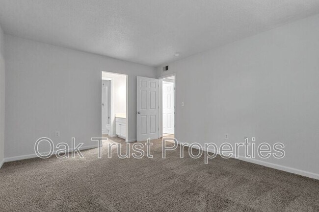 Building Photo - 1402 Camp Rd