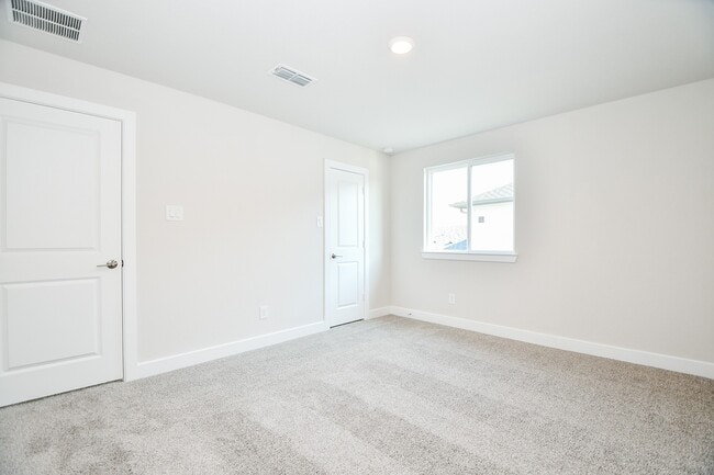Building Photo - 8710 Riverton Rdg Rd