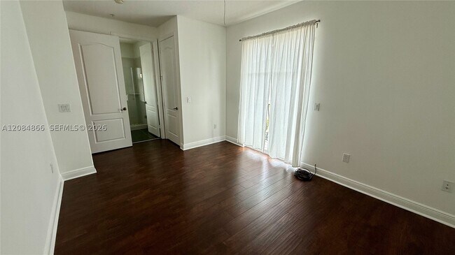 Building Photo - 3843 NW 5th Terrace