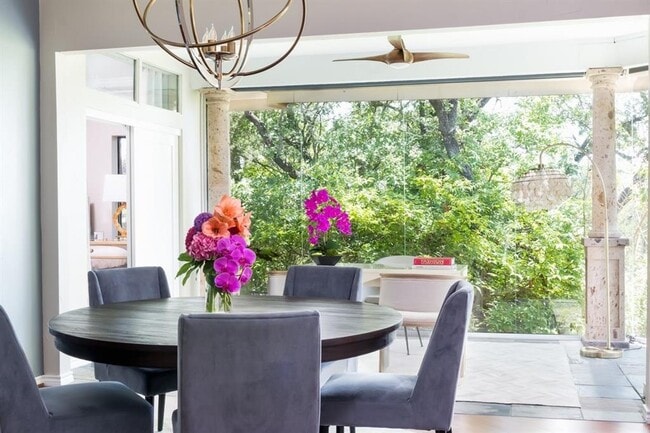 Building Photo - 1000 Liberty Park Dr