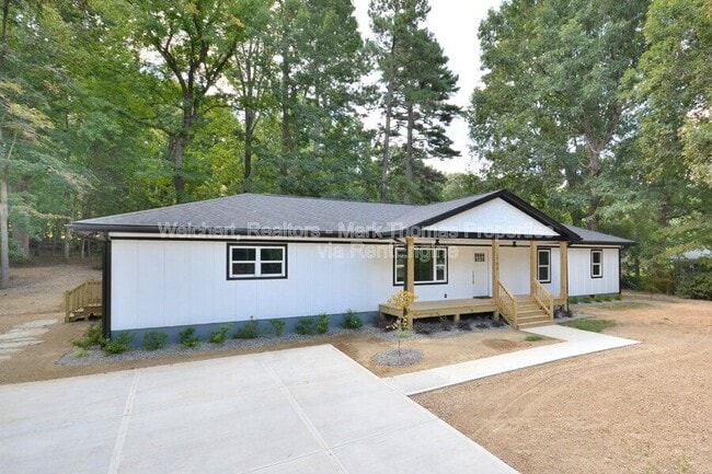 Building Photo - 1705 Mason Rd