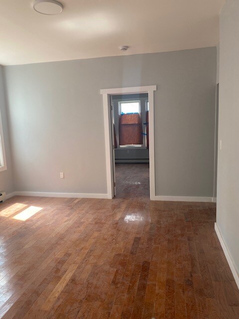 Building Photo - 43 Tillinghast St