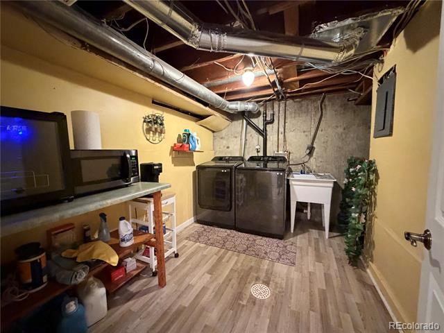 Building Photo - 9080 Cypress Dr