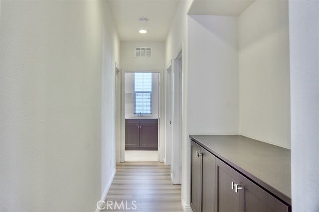 Building Photo - 1121 N Ventana Ln