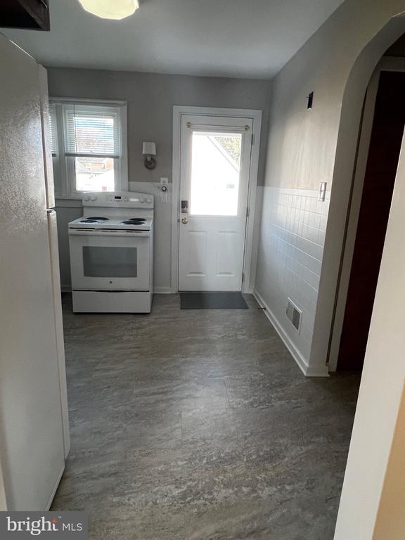 Building Photo - 770 S Lincoln St