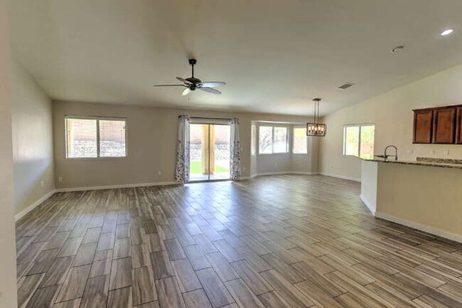 Building Photo - Madera Highlands