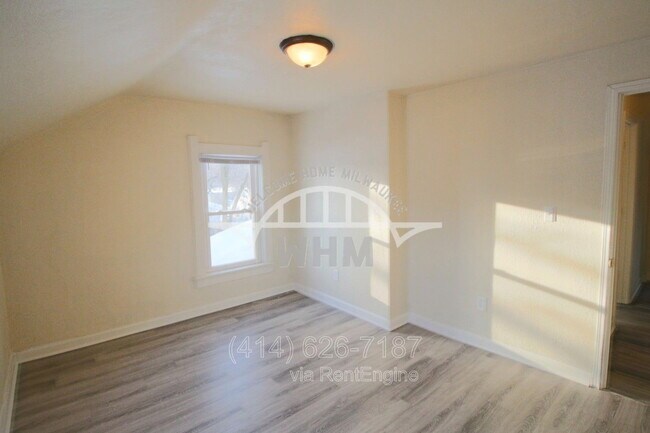 Building Photo - 1144 N 50th St