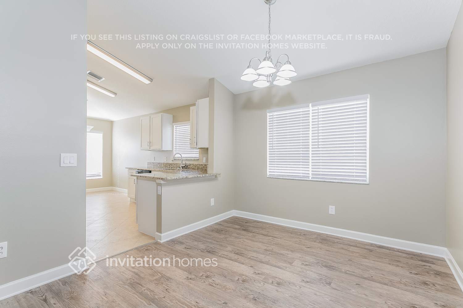 Building Photo - 2557 Ventura Cir