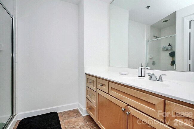 Building Photo - 1315 East Blvd