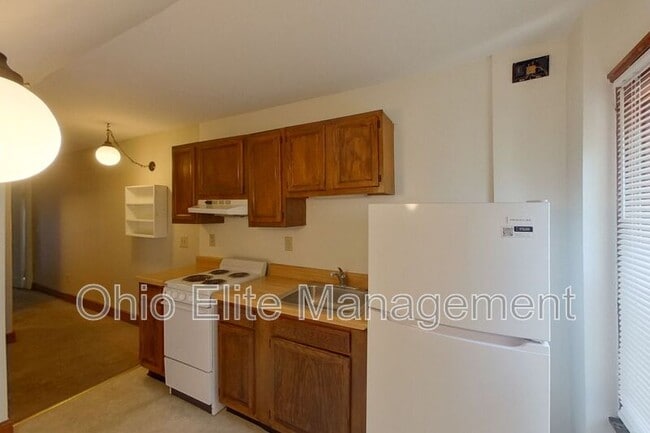 Building Photo - 329 Chittenden Ave