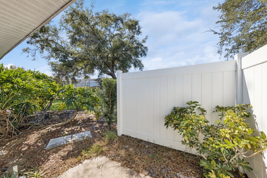 Building Photo - 212 Ridgecrest Loop