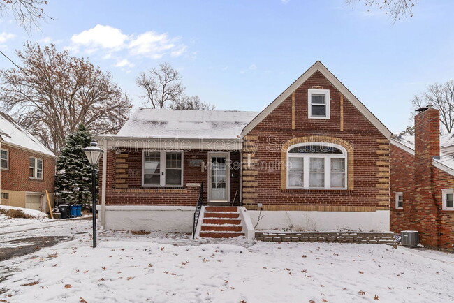 Primary Photo - 8026 Wynwood Dr