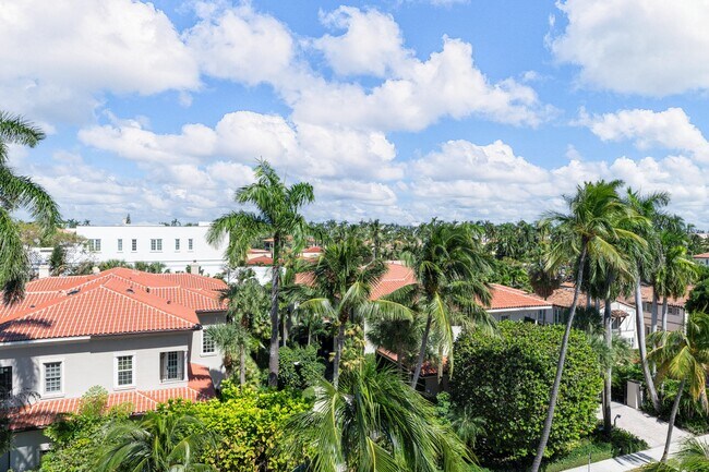 Building Photo - 354 Chilean Ave