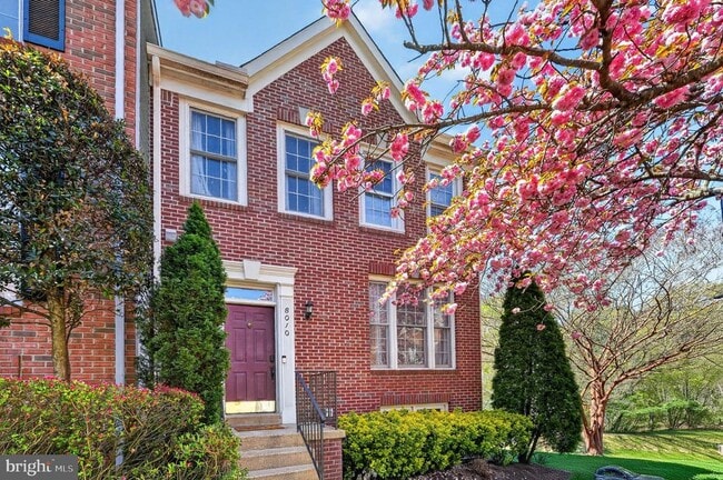 Building Photo - 8010 Readington Ct