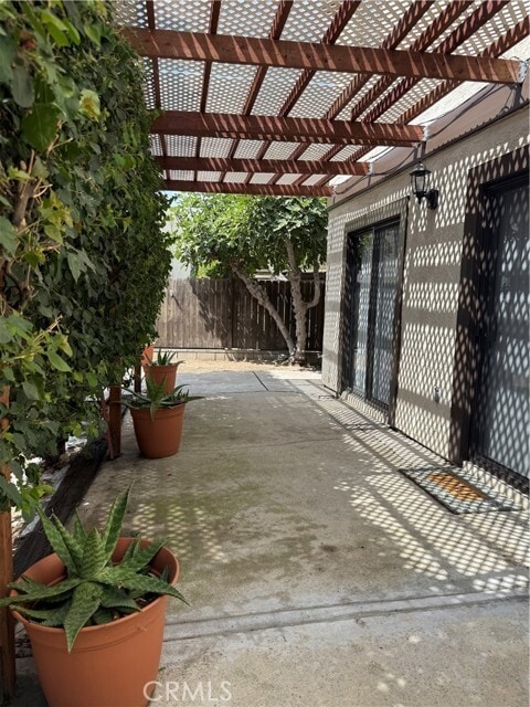 Building Photo - 2664 Bernardo Cir
