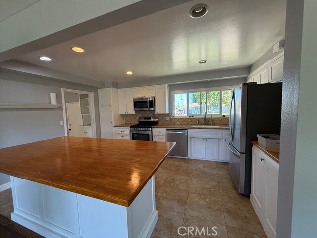 Building Photo - 4561 Mimosa Dr