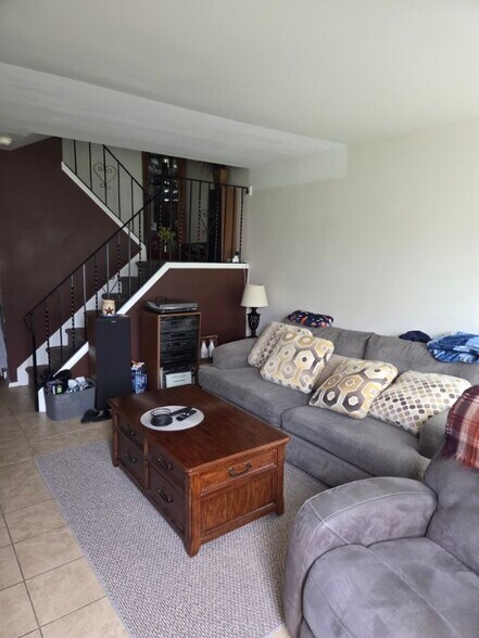 Building Photo - 412 Brandywine Ct